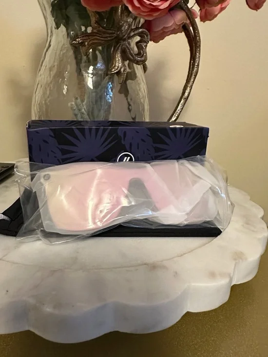 Women's Pink Mirrored Shield Sunglasses. 005-A - Picture 3 of 3